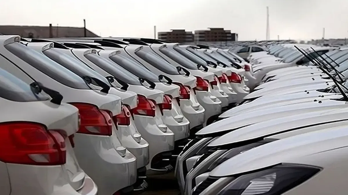 قیمت خودروهای داخلی امروز جمعه ۹ آبان ۱۴۰۴ چقدر است؟ ارزان شدن برخی مدل‌ها