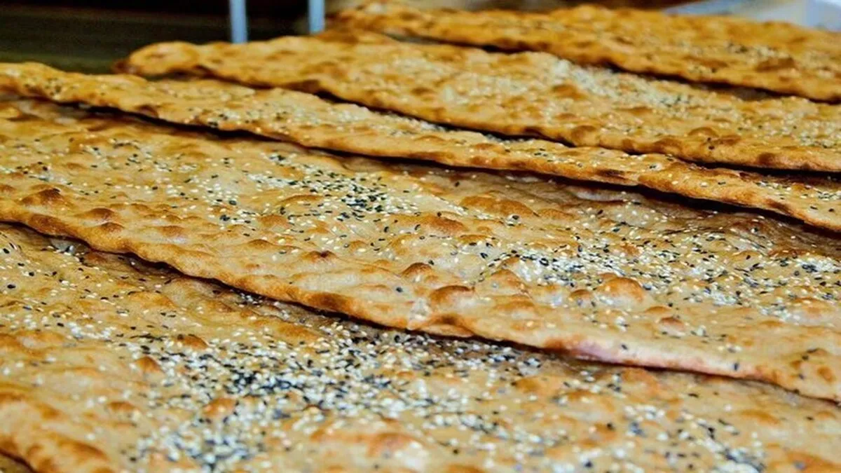 موج گرانی به نان هم رسید اعلام قیمت انواع نان در آبان ۱۴۰۴